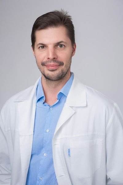 Dr. Kapás István
